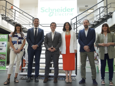 El centro de producción de Schneider Electric en Puente la Reina consigue ser Fábrica Cero CO2