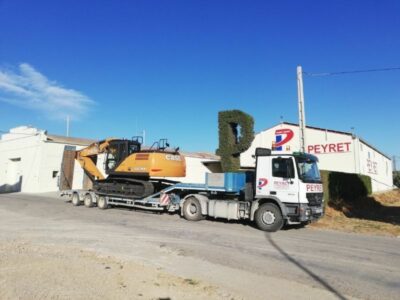 Peyret transporta las cargas más pesadas en una logística con propósito