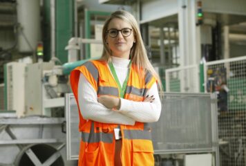 Schneider Electric nombra a Eva Sánchez Plant Director para las fábricas de Universal Enclosures en Catalunya